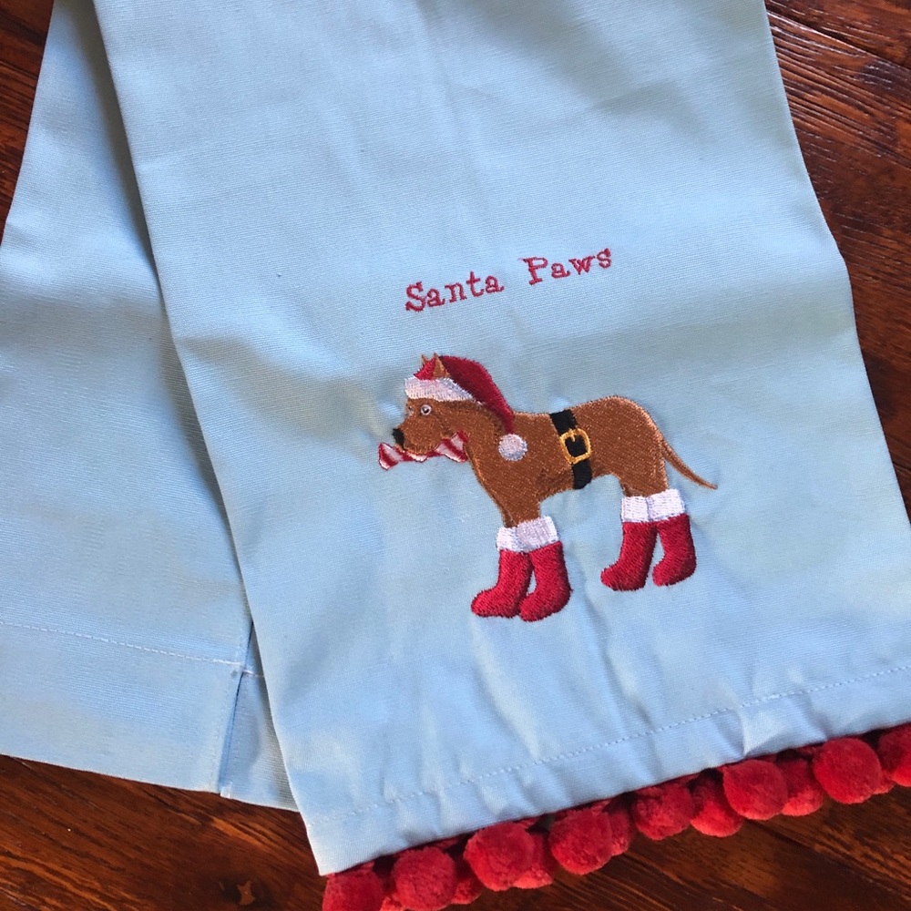 ⚡️2/$12 🆕 Santa Paws Hand Towel. NWOT.